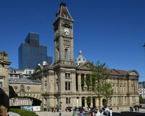 25-025 Chamberlain Sq.